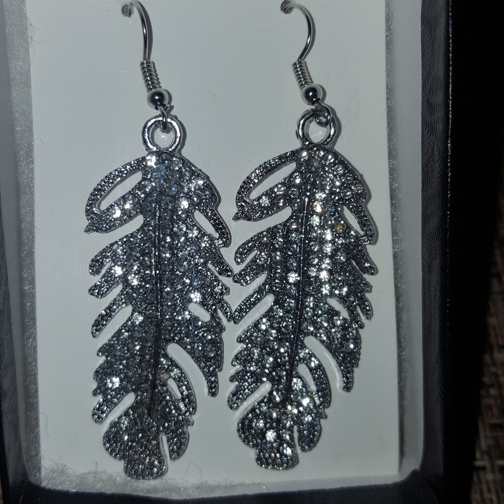 Crystal Feather Boho Fashion Dangly Earrings